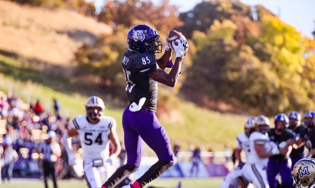 Weber State wide receiver Devon Cooley makes a catch against Montana State at Stewart Stadium in Og...