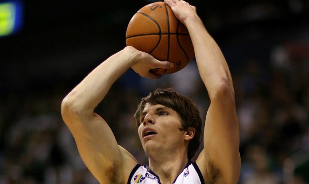 Kyle Korver #26 of the Utah Jazz shoots in Game Four of the Western Conference Quarterfinals agains...