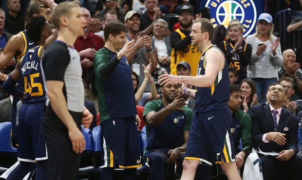 Utah Jazz forward Joe Ingles (2) comes out of the game as the Utah Jazz and the Los Angeles Lakers ...