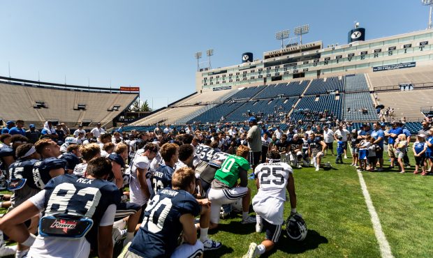 2019 BYU Football Scrimmage 8-10A

BYU Holds it's first scrimmage at Lavell Edwards Stadium Saturda...