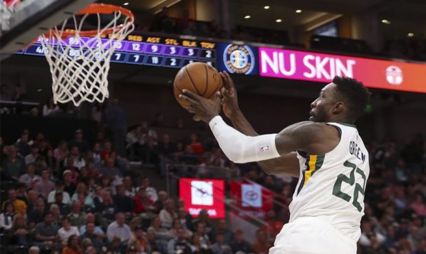 Utah Jazz forward Jeff Green (22) soars to the basket for a dunk during the Utah Jazz and Sacrament...