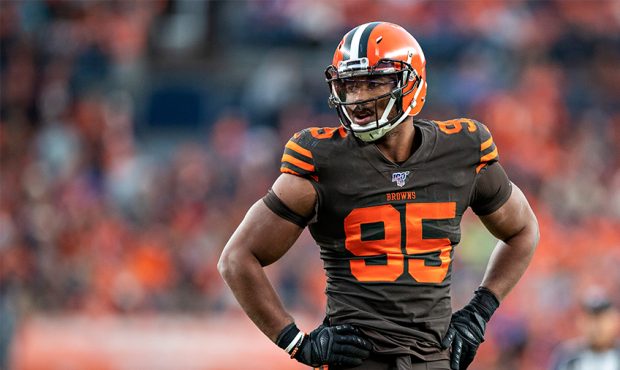 Myles Garrett #85 of the Cleveland Browns looks over the offense during the second half of a game a...