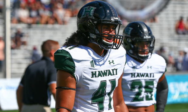 WEST POINT, NY - SEPTEMBER 15:   Hawaii Warriors linebacker Scheyenne Sanitoa (41) prior to the Col...