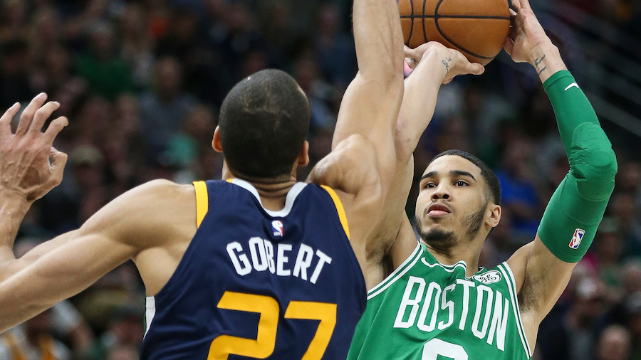 Jayson Tatum sparks controversy with T-shirt choice ahead of Lakers game