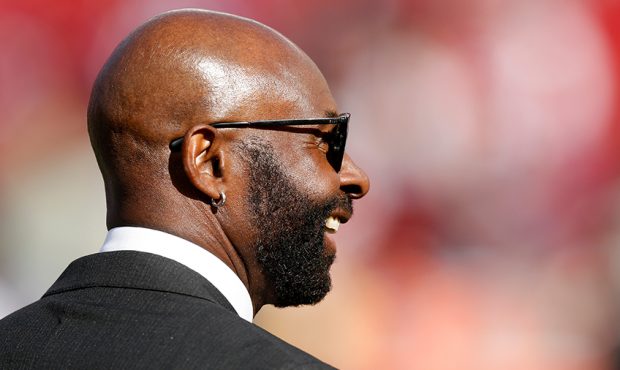Jerry Rice, Steve Young Featured In Stories Of Fans Meeting Favorite Athletes, Celebs