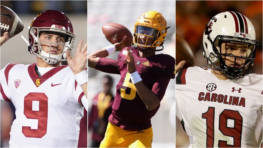 Washington QB Dylan Morris during a college football game between the  News Photo - Getty Images