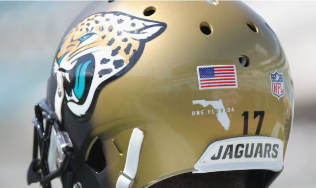 Jacksonville Jaguars Helmet - NFL...