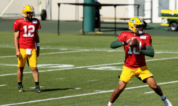Packers QB Aaron Rodgers Says He Enjoys Being With Jordan Love, Rookie Has 'Bright Future'