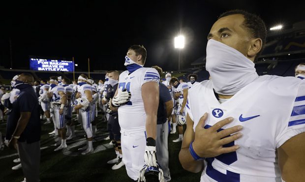 BYU, Navy Sing Fight Song Together After Cougars Win