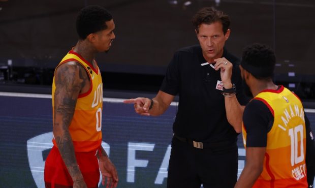 Quin Snyder of the Utah Jazz talks to Jordan Clarkson and Mike Conley (Photo by Kevin C. Cox/Getty ...