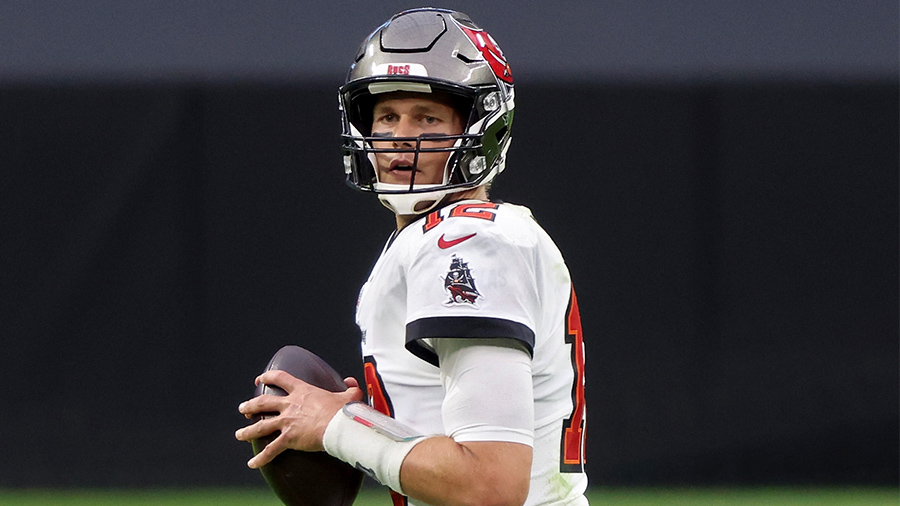 WATCH: Tom Brady, Rob Gronkowski connect for 1st TD with Bucs