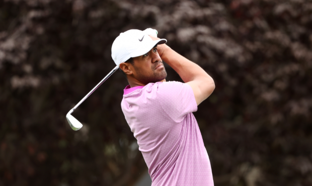 Tony Finau Remains In Top 15 At ZOZO CHAMPIONSHIP Following Third Round