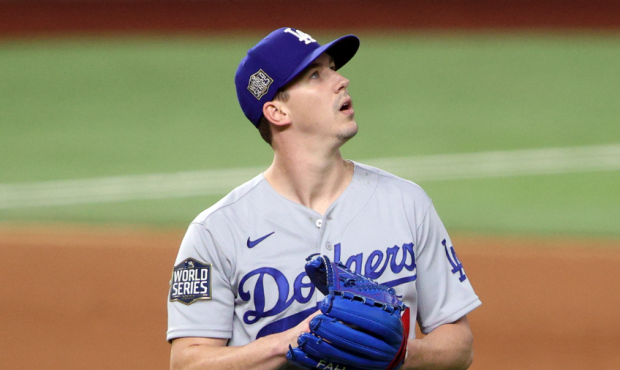 Buehler Leads Dodgers Over Rays 6-2 For 2-1 Series Lead