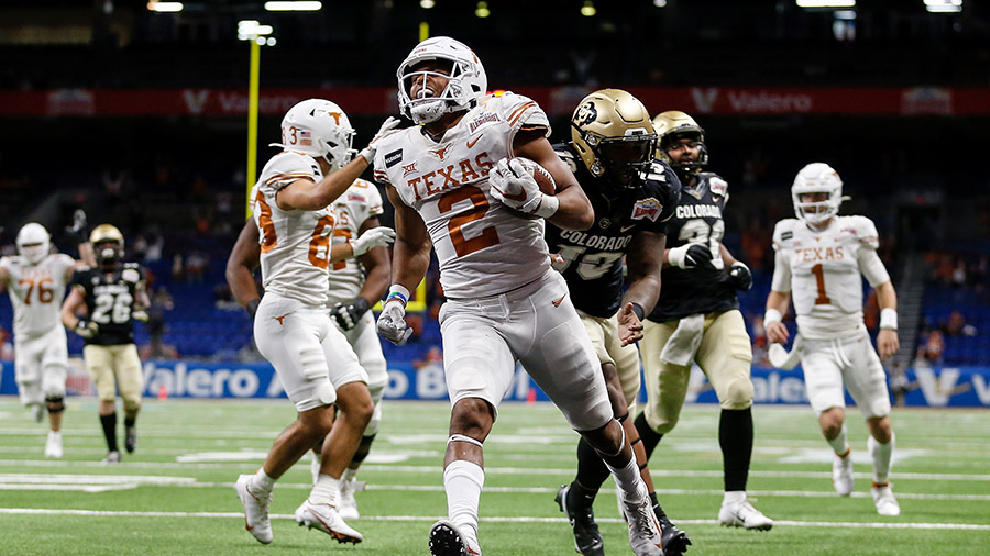 Two Texas Longhorns sent home, will not play in Valero Alamo Bowl