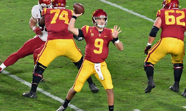 USC Trojans quarterback Kedon Slovis (9) throws a pass during a game between the USC Trojans and th...