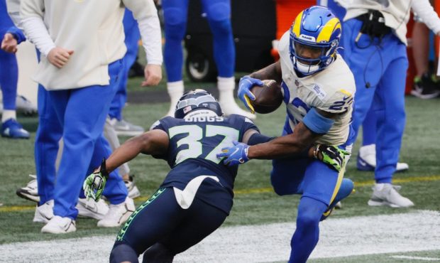 Rams Get Better Of Division Rivals, Toppling Seahawks 30-20