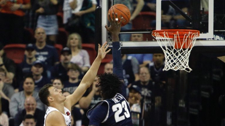 Neemias Queta Becomes Utah State S All Time Blocks Leader In Win Over New Mexico