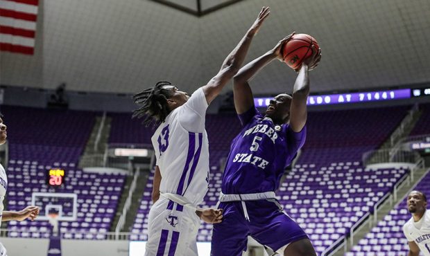 Weber State Takes Down Tarleton State With Second Half Surge
