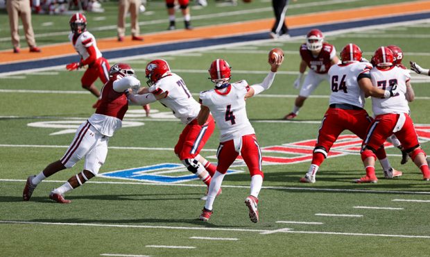 Dixie State Falls To New Mexico State On Late Touchdown Run