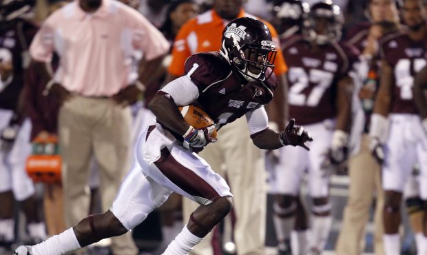 STARKVILLE, MS - SEPTEMBER 15:  Wide receiver Chad Bumphis #1 of the Mississippi State Bulldogs run...