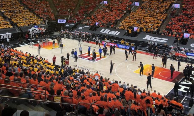 Vivint Arena filled with Utah Jazz fans (KSL Sports: Ben Anderson)...