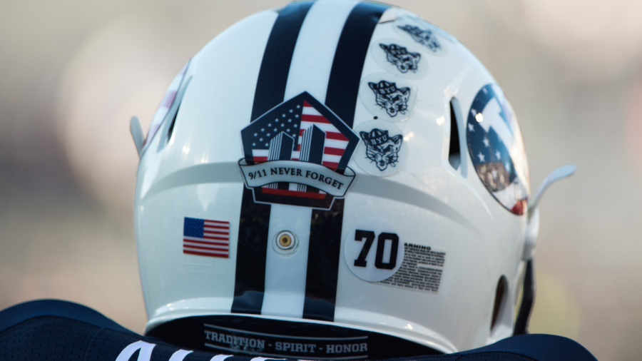 Uniformity: BYU Baseball shows off new navy uniform in win over Utah -  Vanquish The Foe