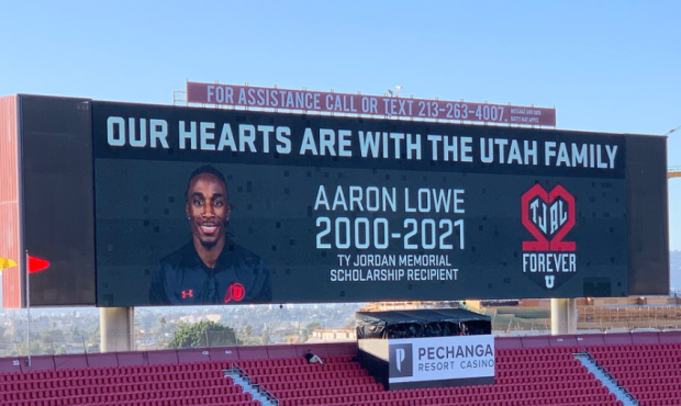 Aaron Lowe - Utah Utes - USC Trojans...