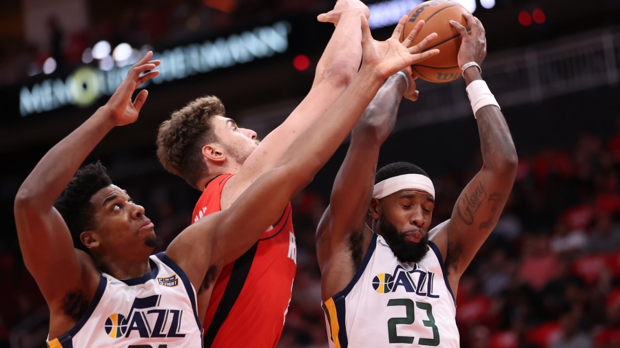Defense Moves Jazz To 4-0 For First Time Since 2008