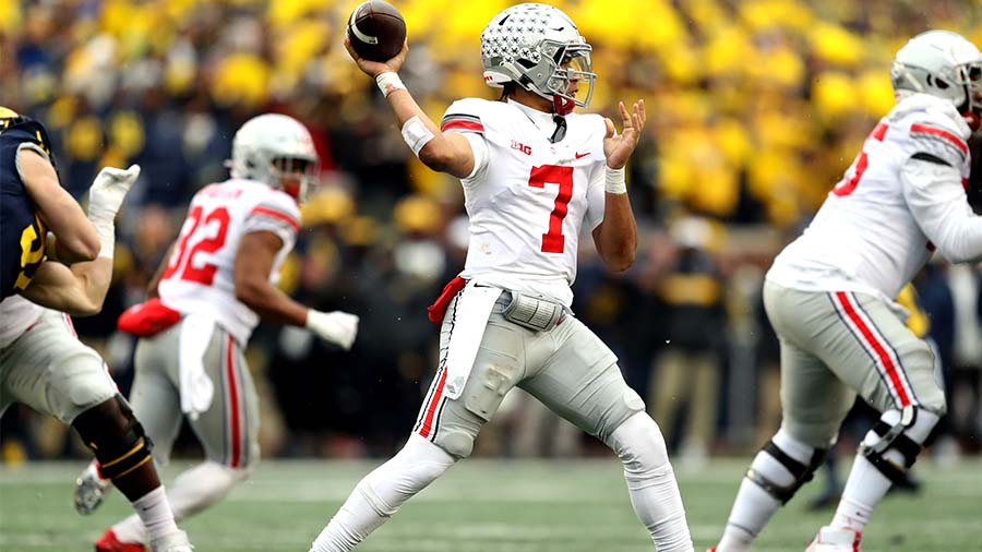 ANN ARBOR, MICHIGAN - NOVEMBER 27: C.J. Stroud #7 of the Ohio State Buckeyes throws a pass in the s...
