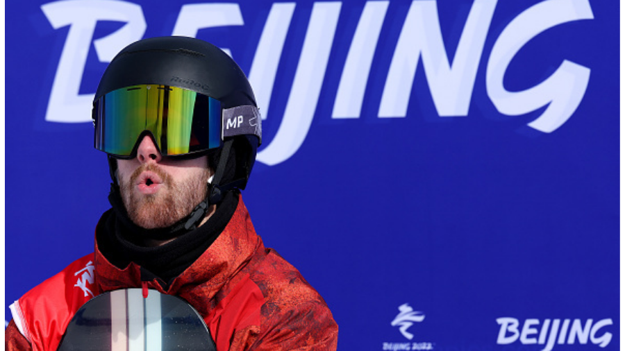 Max Parrot Wins Gold In Men's Snowboarding Slopestyle
