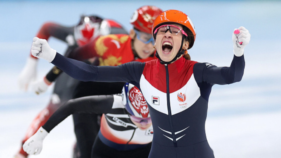 BEIJING, CHINA - FEBRUARY 13: Suzanne Schulting of Team Netherlands celebrates winning the Gold med...