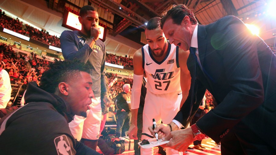 Utah Jazz head coach Quin Snyder draws up a play for Rudy Gobert and Donovan Mitchell (Photo: Deser...