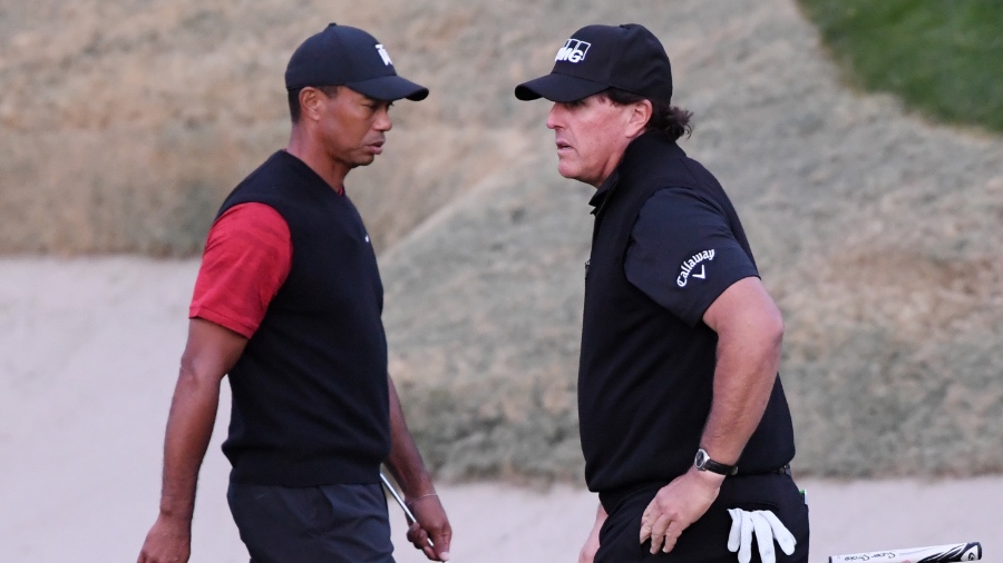 Tiger-Woods-Phil-Mickelson-The-Match...