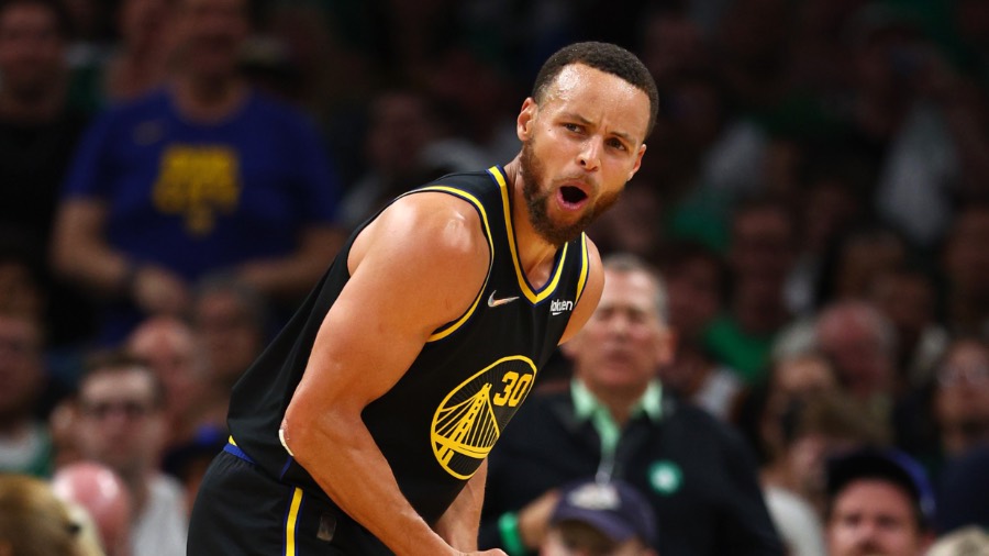 Steph-Curry-Golden-State-Warriors-NBA-Finals-Game-4...