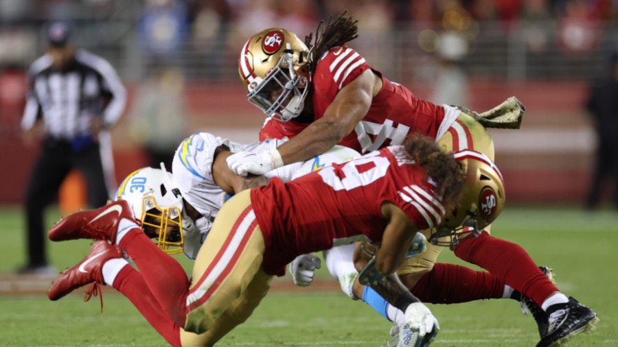 Fred-Warner-San-Francisco-49ers-Los-Angeles-Chargers-Sunday-Night-Football-NFL...