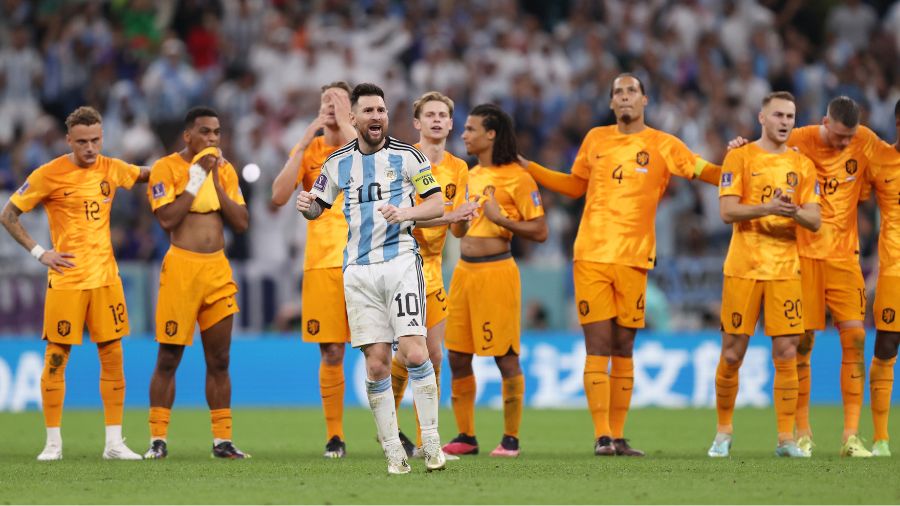 Lionel-Messi-celebrates-Argentina-win-versus-Netherlands-at-World-Cup...