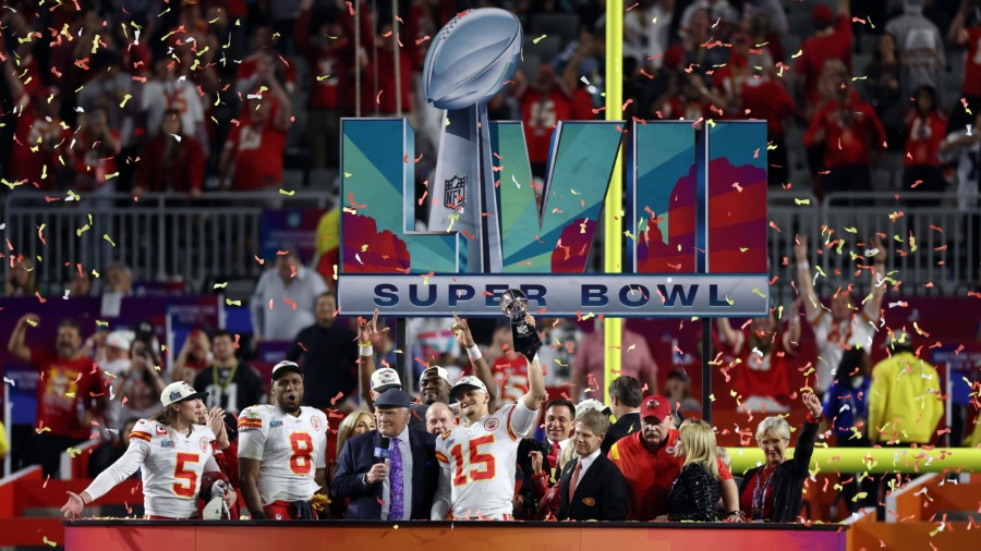 Super Bowl Magic: Mahomes, Chiefs Beat Eagles