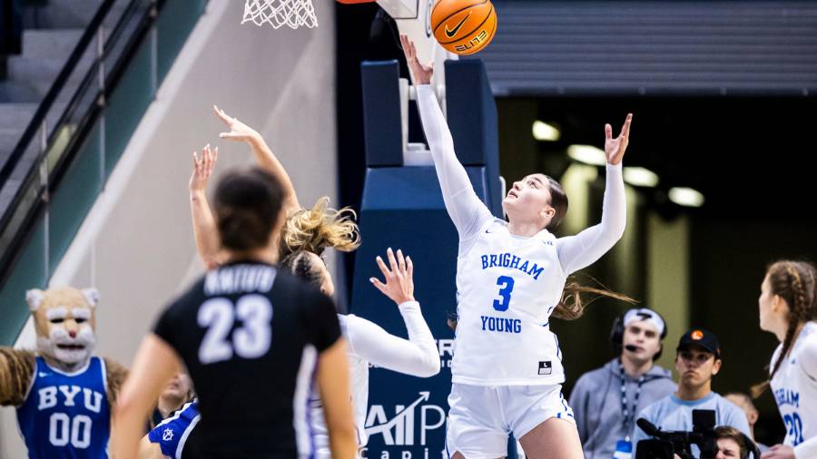 BYU Open Women's WCC Tourney With Blowout Win Over Pepperdine
