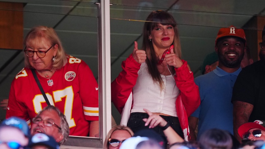 Taylor-Swift-Kansas-City-Chiefs-NFL...