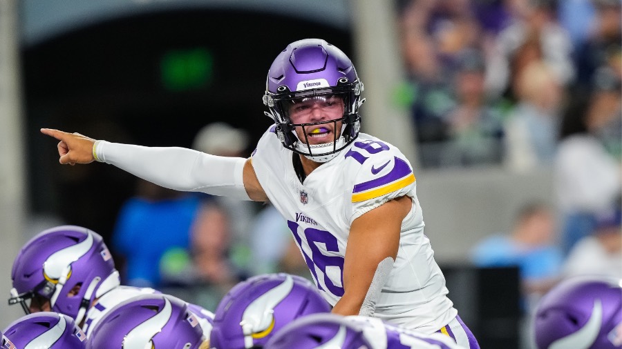 Vikings Tight End Compliments Former BYU QB Jaren Hall's Maturity