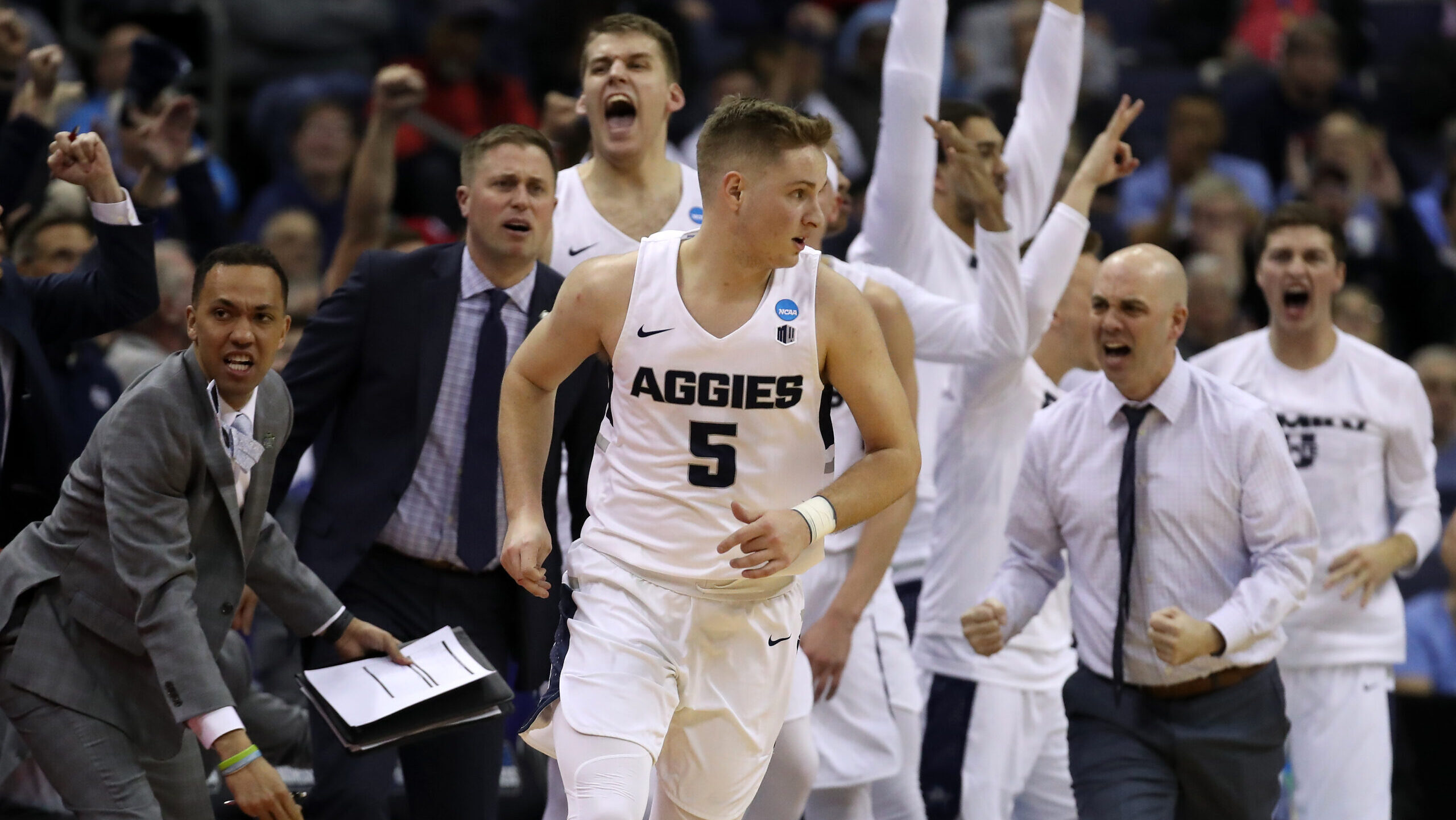 Two Utah State Aggies Named To Mountain West 25th Anniversary Team