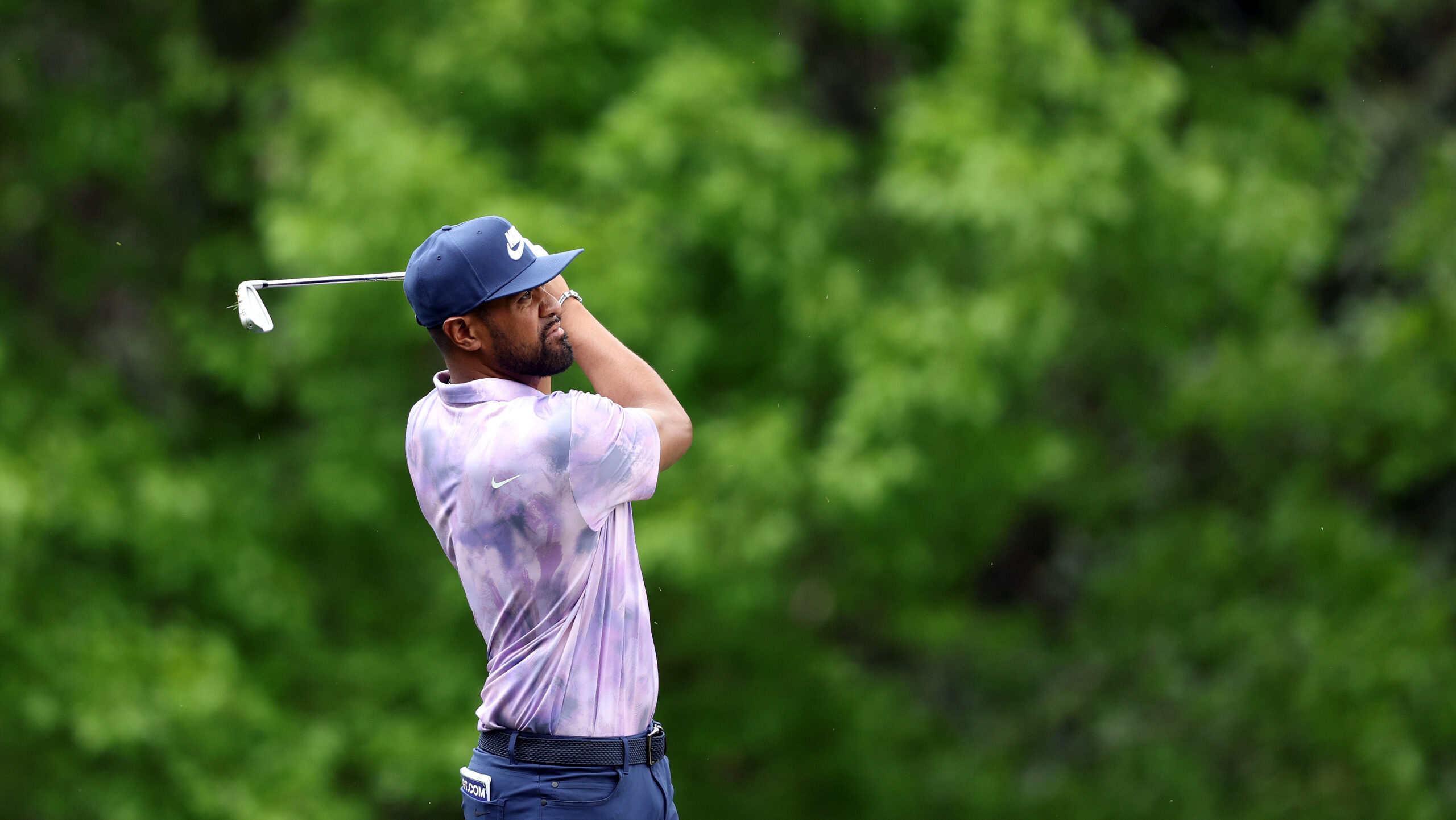 Tony Finau Finishes First Round Of Masters One-Under-Par