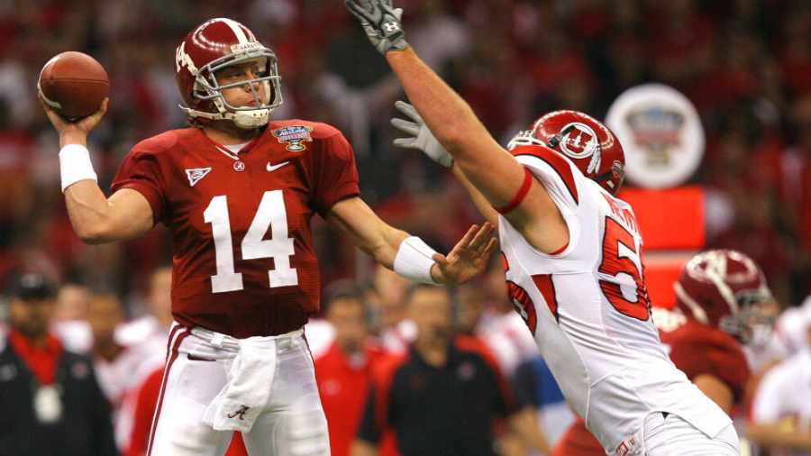 greg-newman-gets-after-alabama-quarterback-john-parker-wilson-in-2009-sugar-bowl...